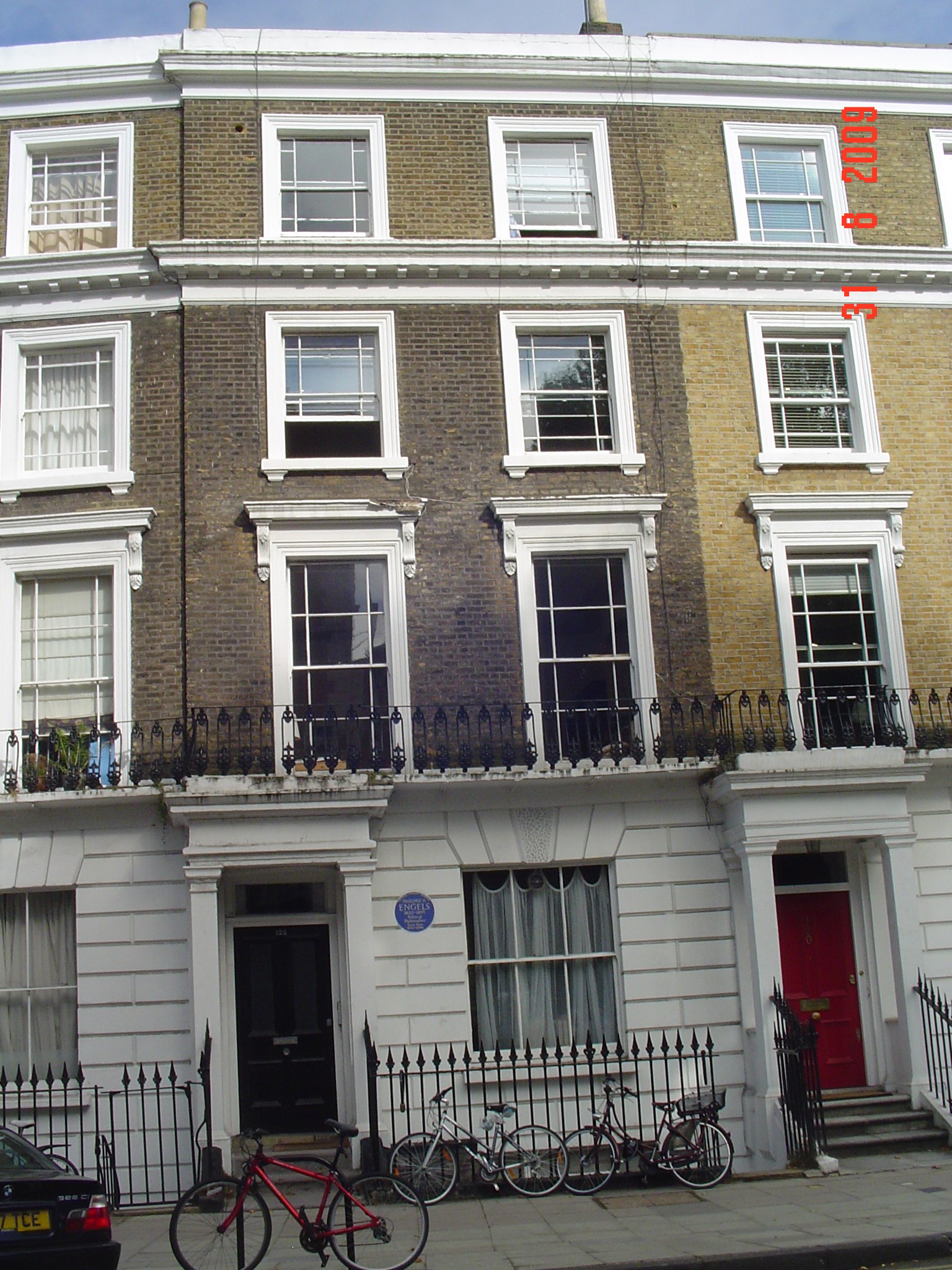 122 Regents Park Road NW1